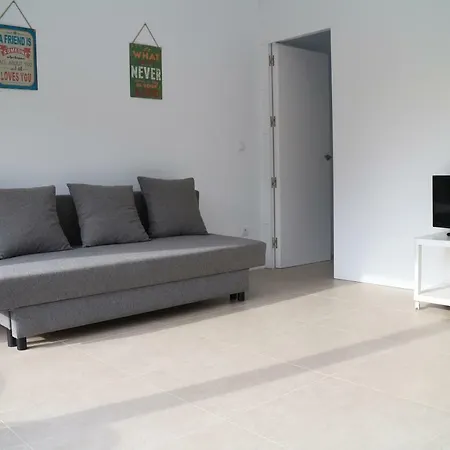 Apartamentos Loredo شقة *