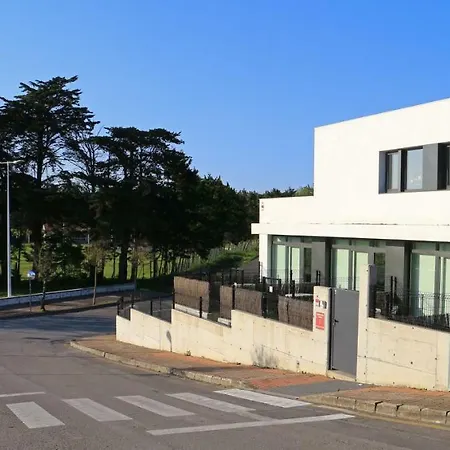 Apartamentos Loredo شقة *